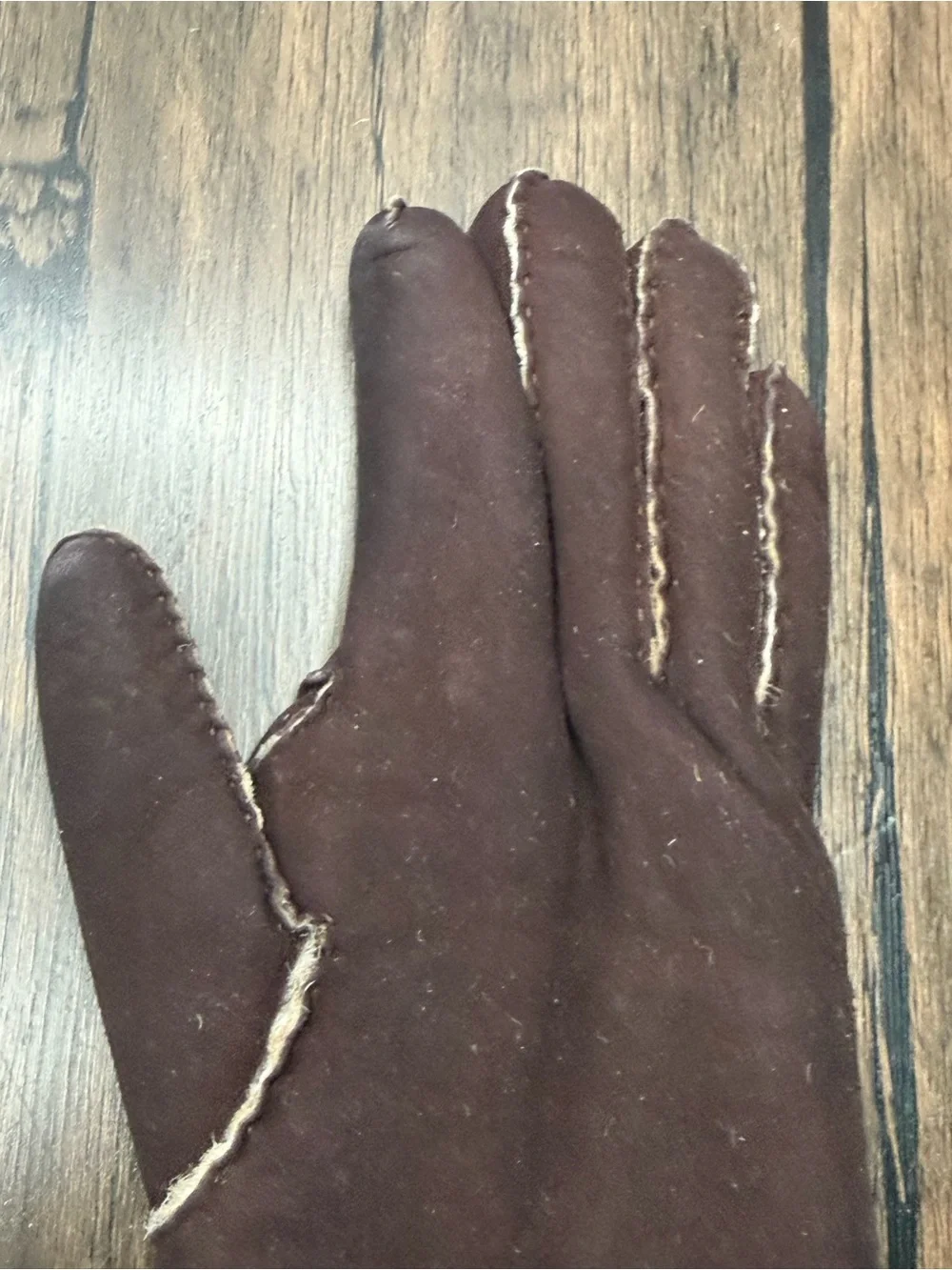 Vintage leather gloves
